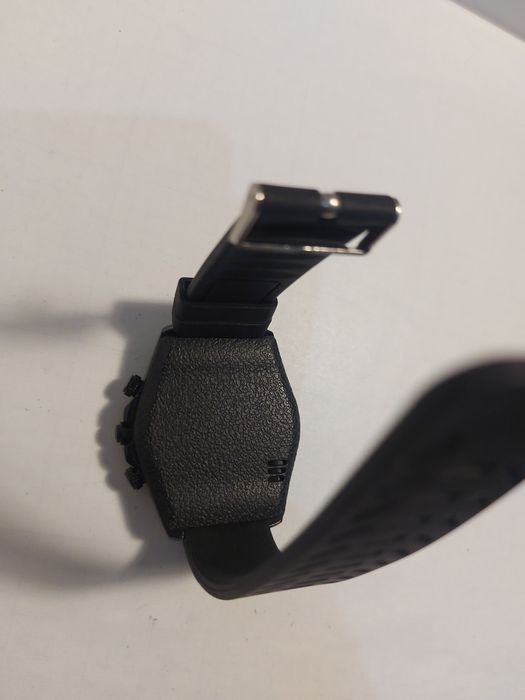 Часы телефон оригинал.