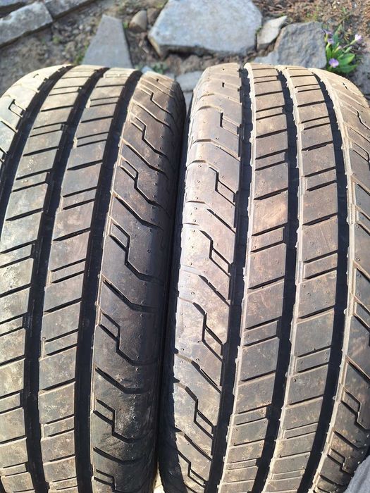 Гуми  Continental  215/65/16 C