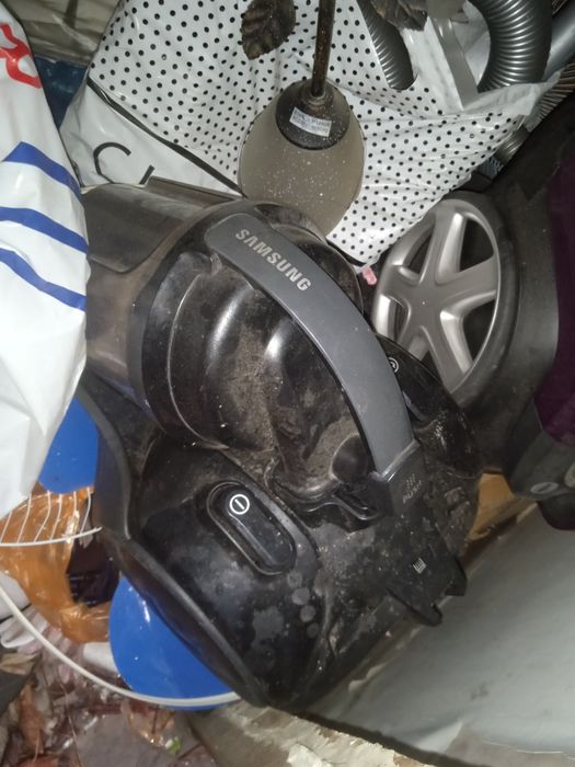 Продам пылесос Samsung.Самсунг.