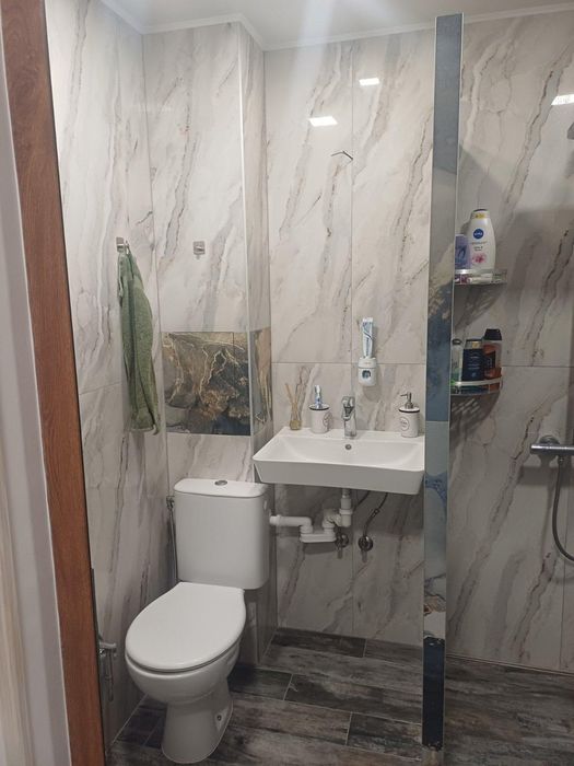 Продава се Двустаен апартамент в Бургас, Възраждане - 68 кв.м за 3412 €/кв.м - Снимка #7