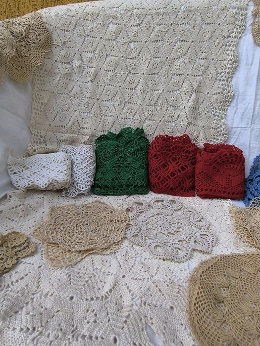 Ръчно плетени мильота/покривки плетени на една кука/ръч.бродерия каре