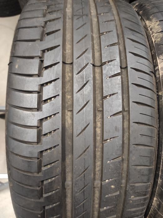235/45/18 Continental