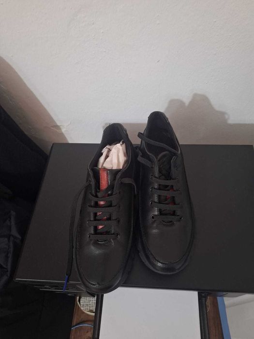 обуви разные 37 размер