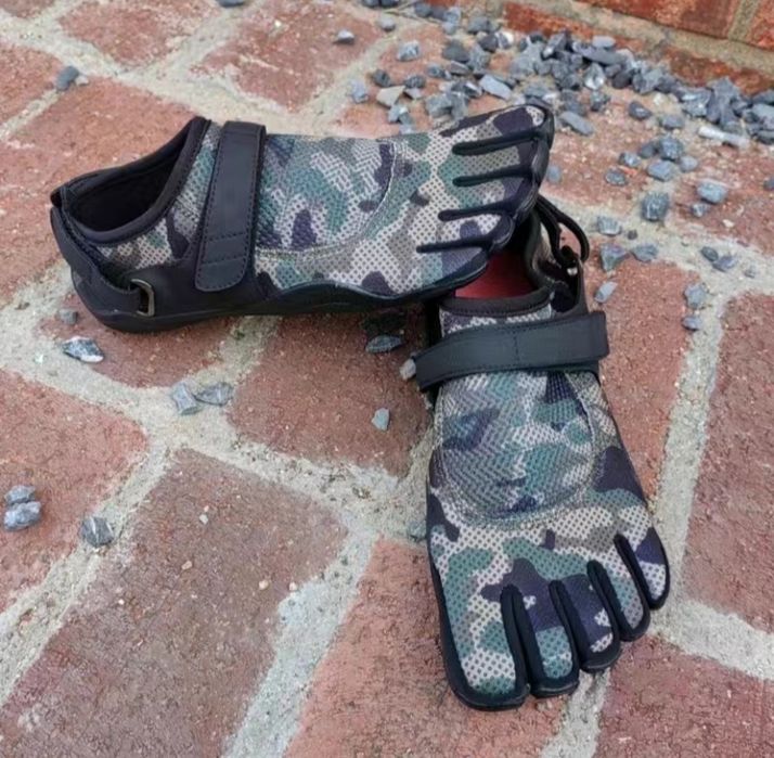 Поавильна обувь продам..