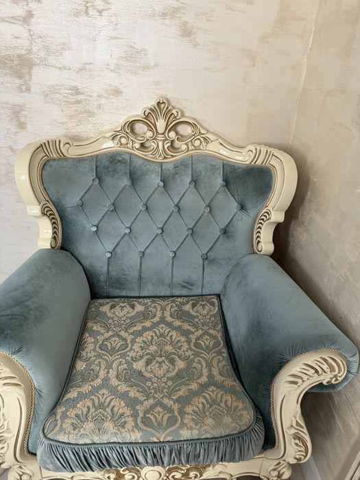 Продам 2 кресло в отличном состояний