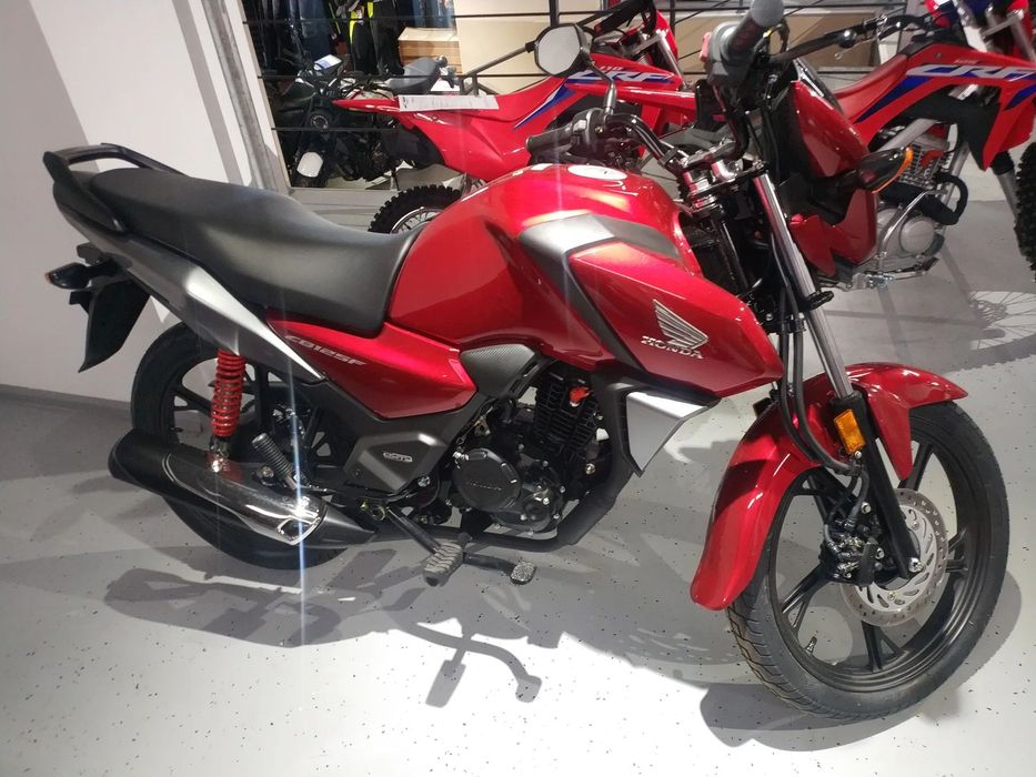 Honda CB 125F Honda CB125F 2024 850 km Garantie Honda Full GIVI Permis A1