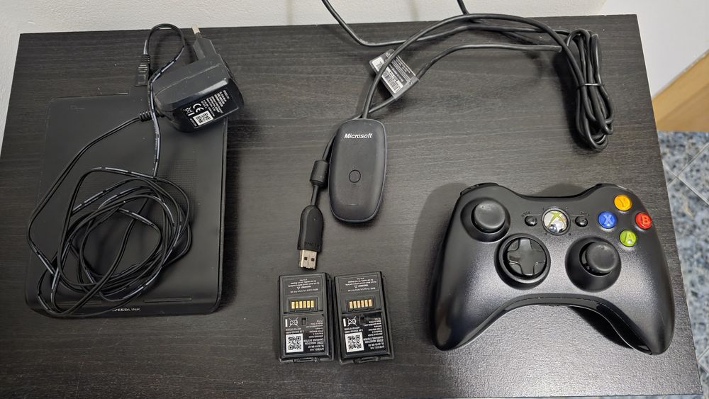 Joystick/Controller wireless Microsoft compatibil cu  PC/laptop/Xbox