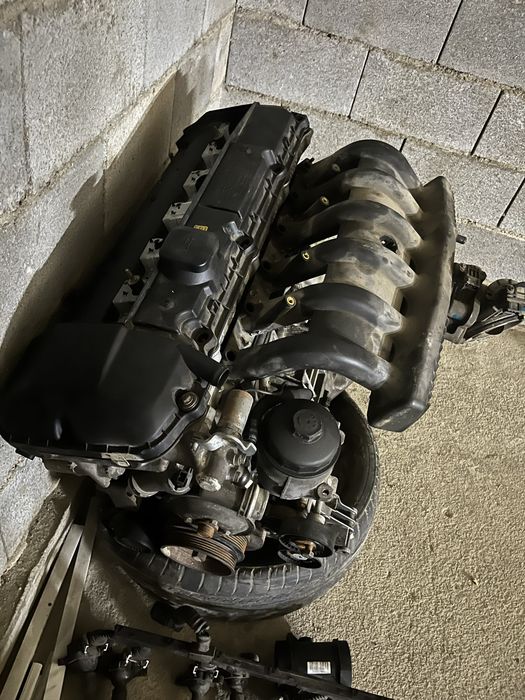 Продам мотор m52b25