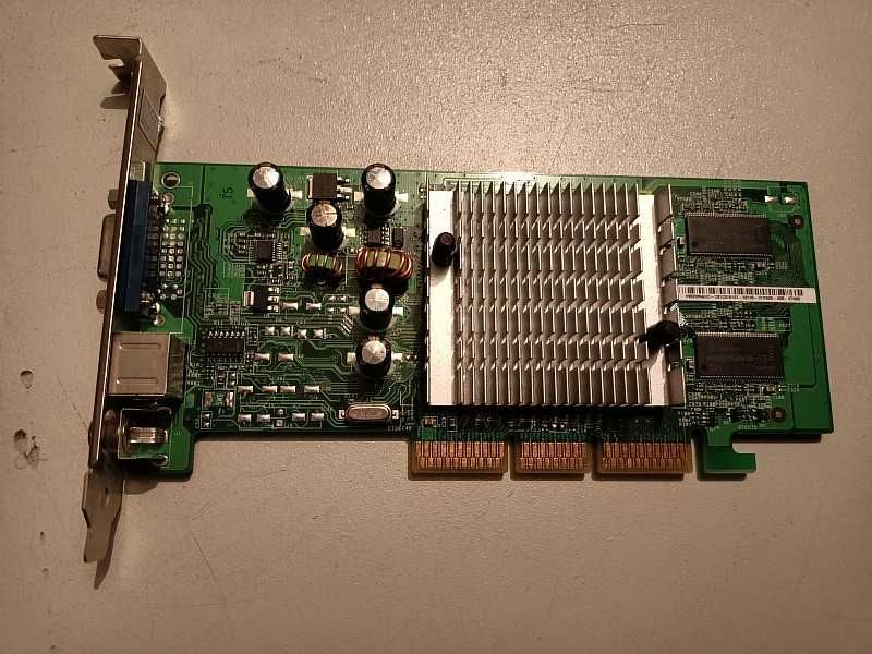 Продам видеокарту "ASUS V9520