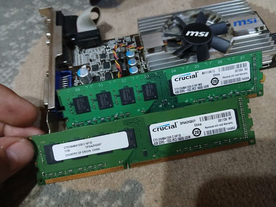 Продам ОЗУ DDR3 на 4 Гб