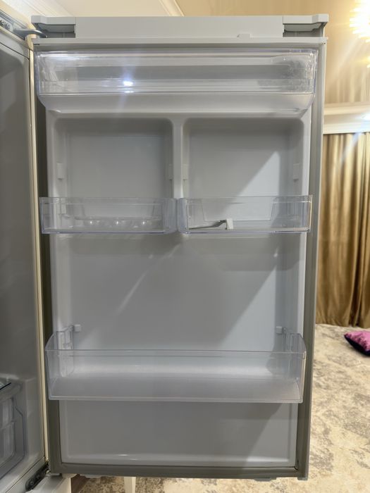 Продам холодильник