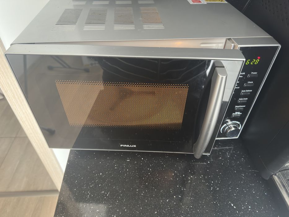 Микровълнова печка Finlux Auto Cook