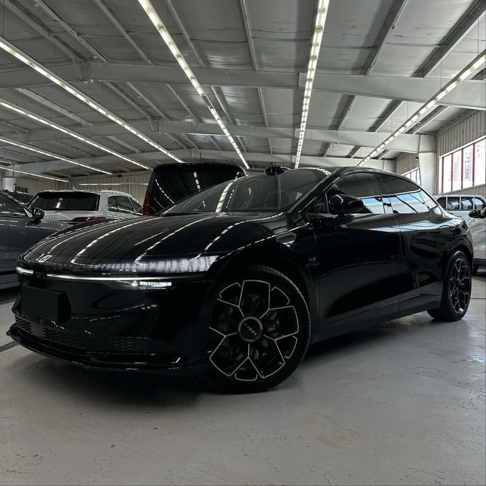 Zeekr 007 smart позиция 2024 йил