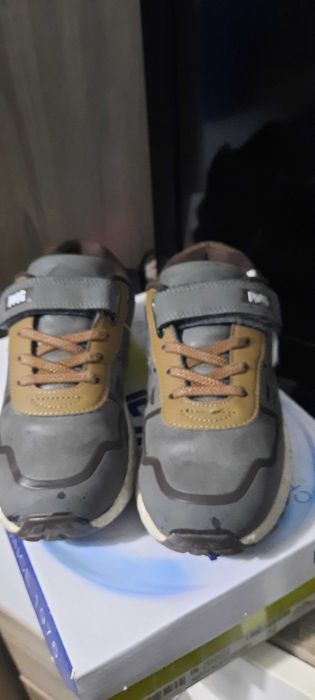 Маратонки-Primigi