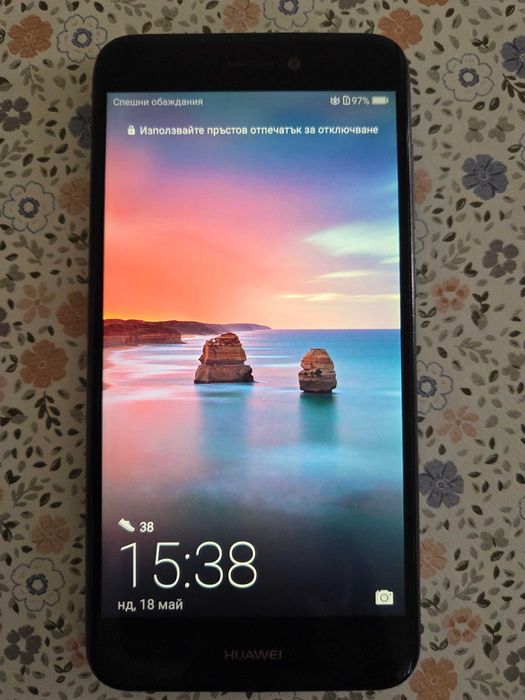 Huawei P 9 LITE , пълен комплект с кутия  и SD карта  64 GB