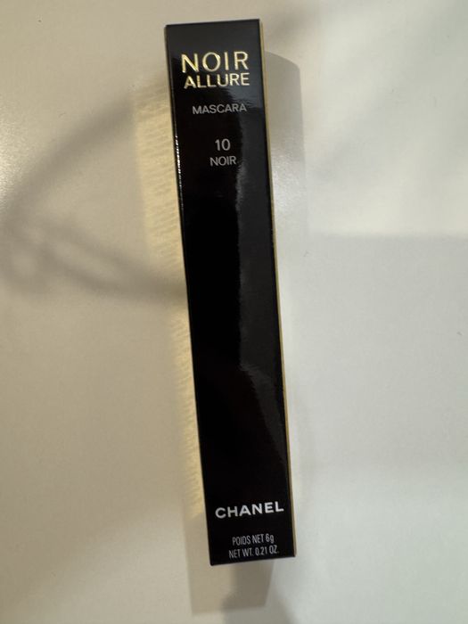 100% оригинална, нова, в срок черна спирала Chanel