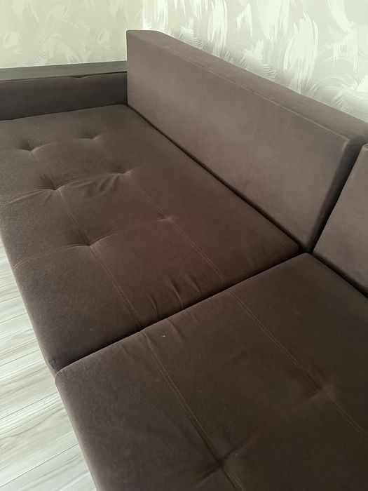 Продам срочно диван