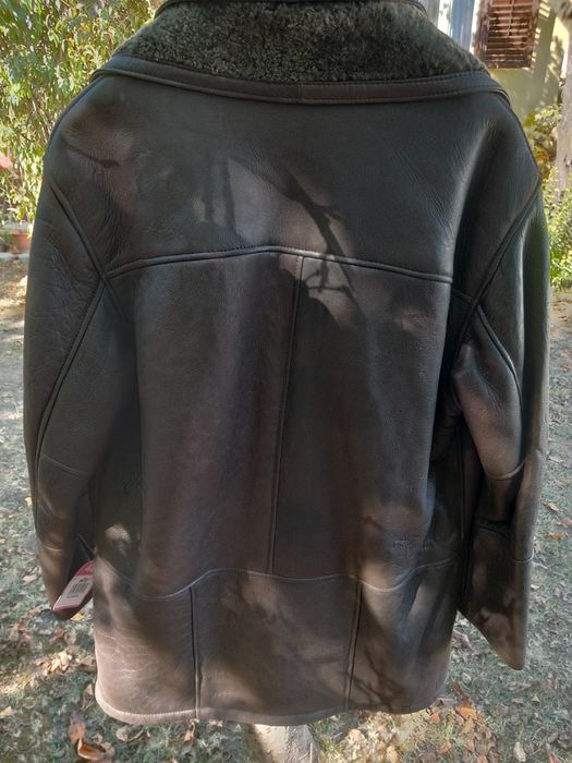 Vând haina(geaca)piele imblanită, mărimea 48,nouă