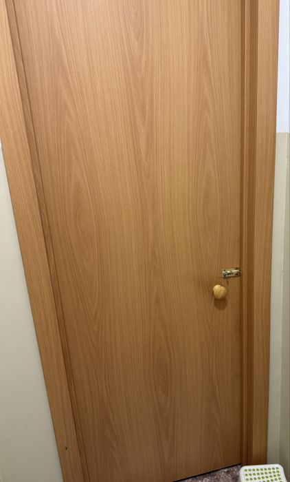 Продам межкомнатные двери