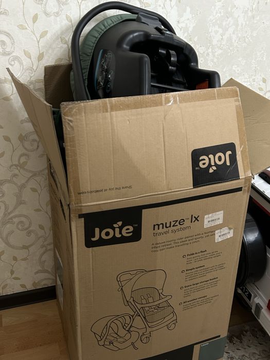 коляска с автокреслом joie