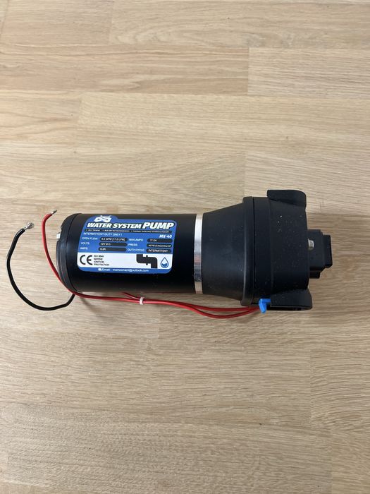 Pompa apa automata Mxmoonant 17L/min 12V 2,4Bar, auto-aspiranta