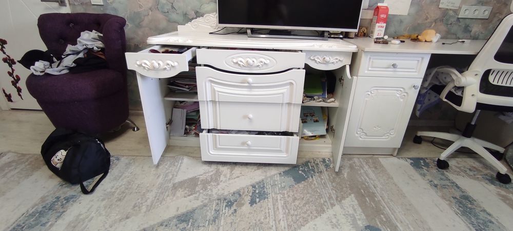 Продам комод для спальни