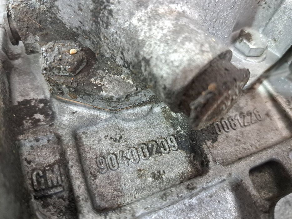Cutie viteze manuala 5 trepte Opel Corsa C (F08, F68) [Fabr 2000-2005]