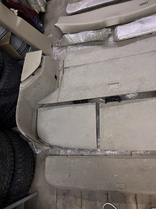 Обшивка багажника Лексус