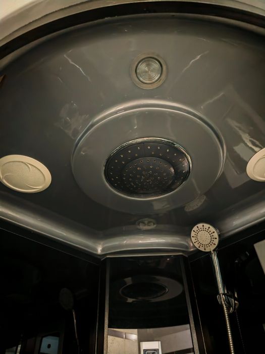 Продам душевую кабину