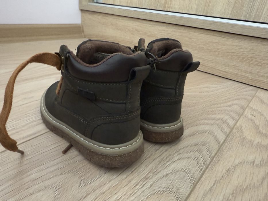 Зимни детски обувки, номер 24-26