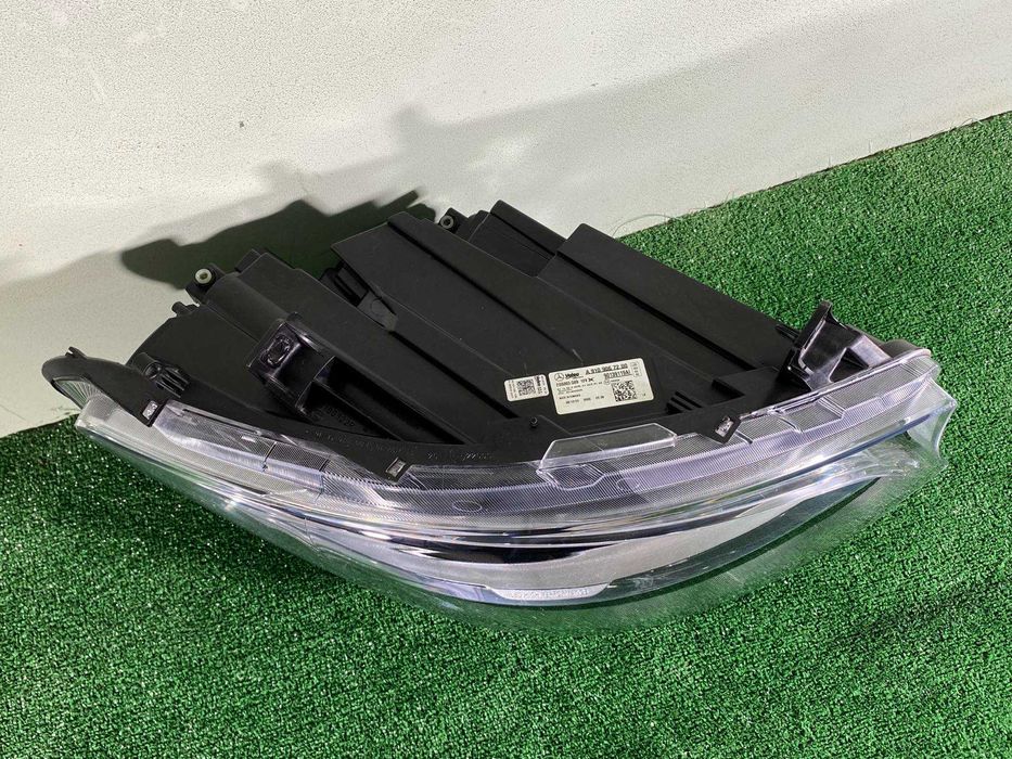 фар десен Mercedes Sprinter full Led 2018-2025 г. #1034V