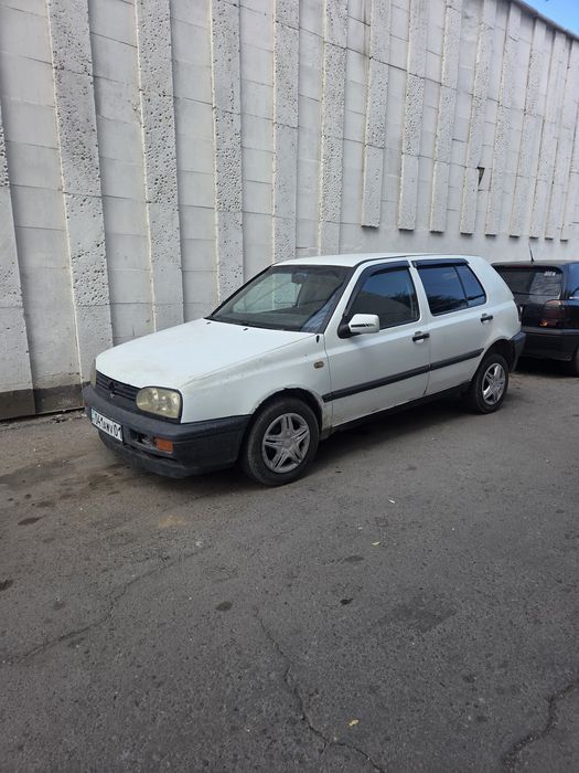Golf 3 хачбек машина работяга