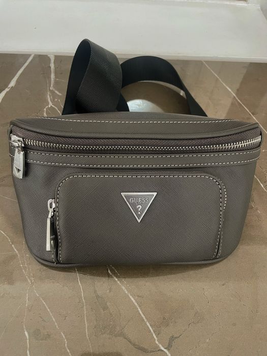 Мъжка чанта Guess