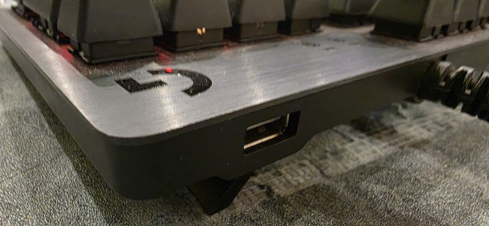 Клавиатура Logitech G413 carbon