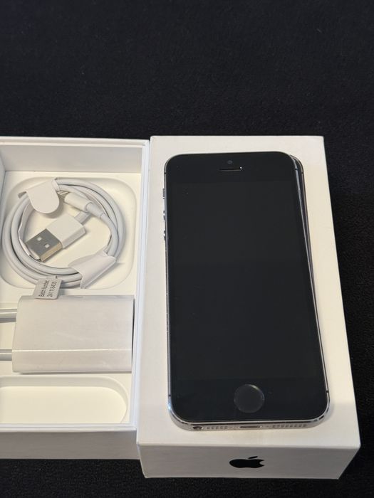 iPhone 5s SpaceGray 16GB