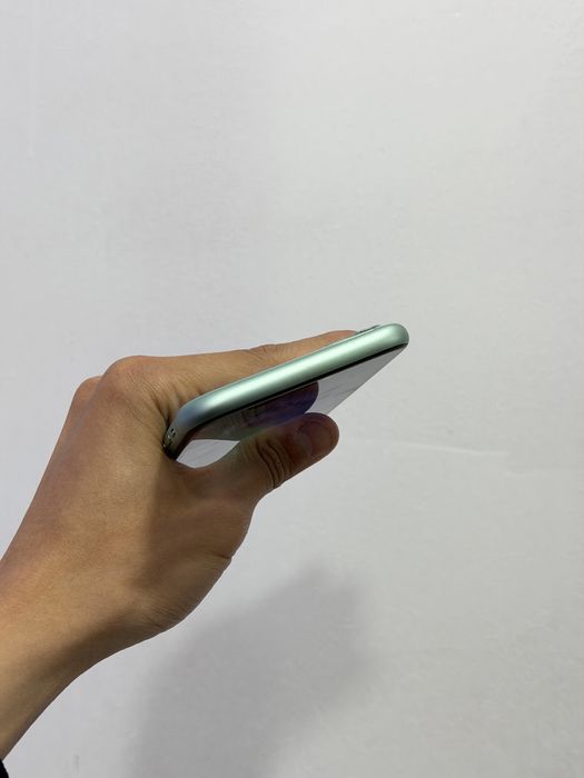 Продаю Iphone 11 128GB