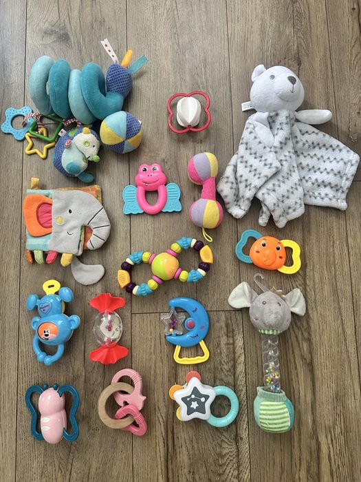 Бебешки играчки / гризалки