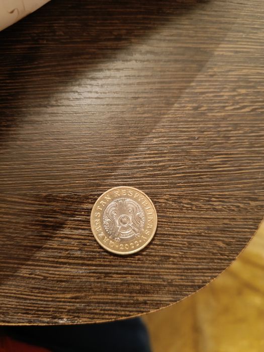 Продам юбилейные коллекционные  монет