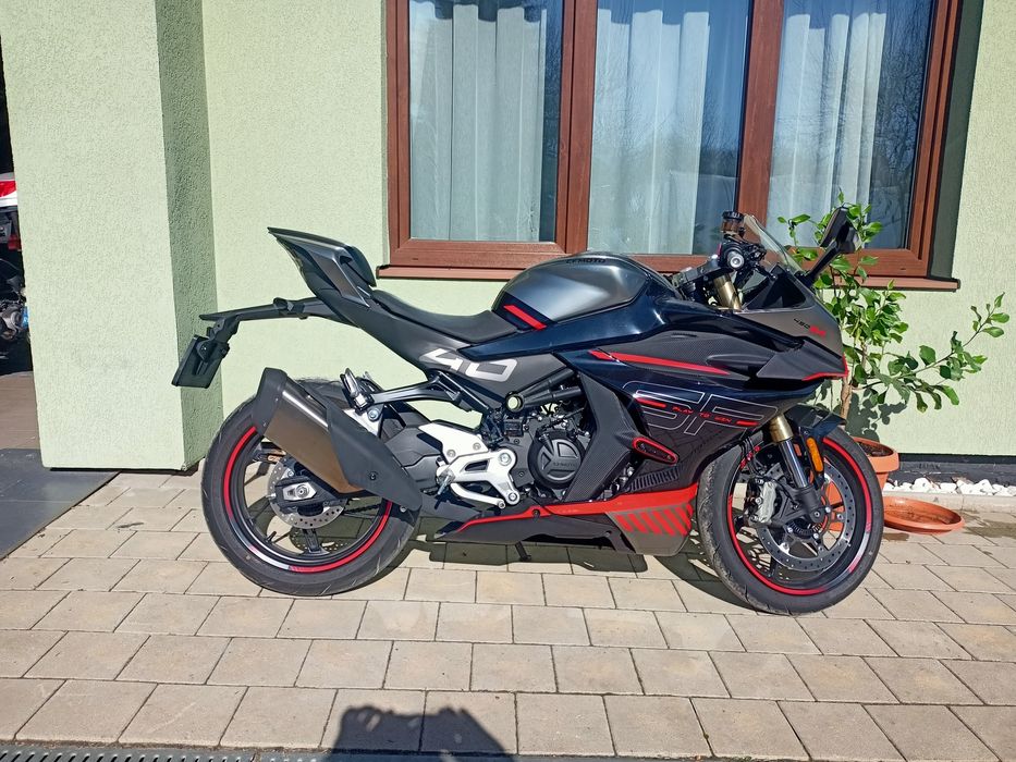 CFMoto 450sr ABS cat.A2 cu doar 1270km