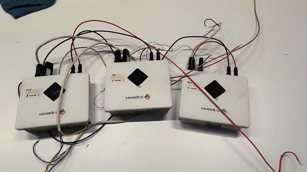 Invertor monofazic Solplanet