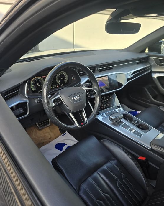 Audi A6 50TFSI-E на части