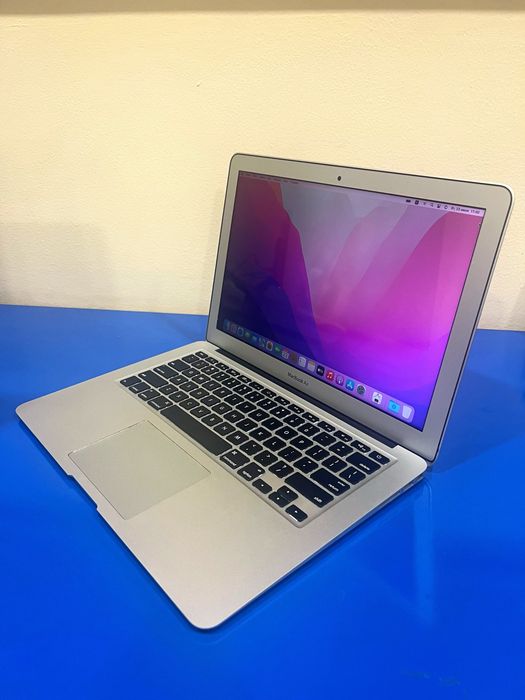 Macbook Air Intel i5 2017
