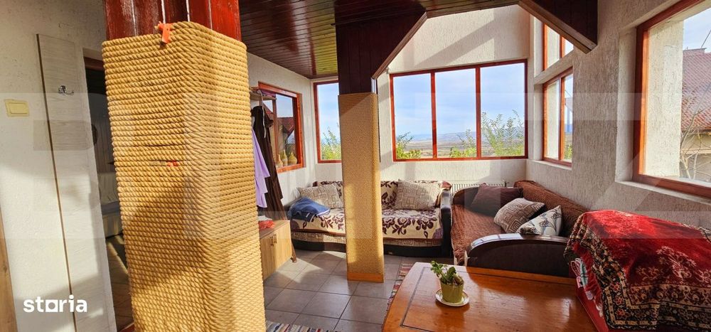 Casa de vanzare, sub padure, intr-un cadru natural deosebit – Sancra