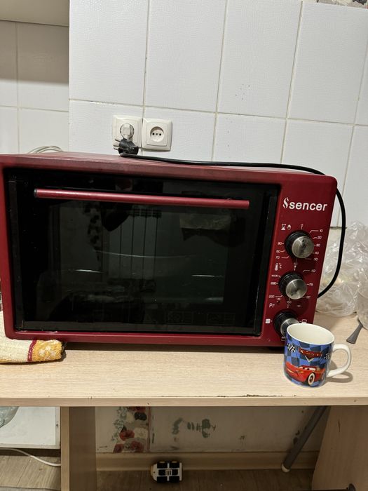 Духовка очень хорошая