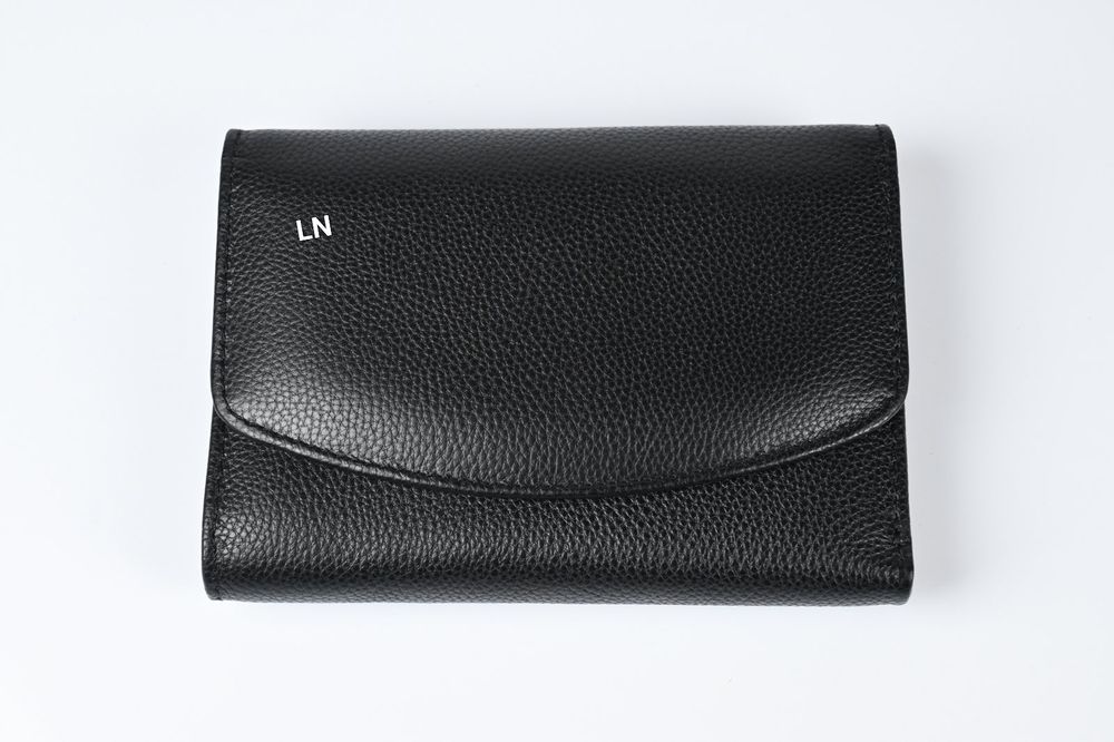 Дамско портмоне от 100% естествена кожа