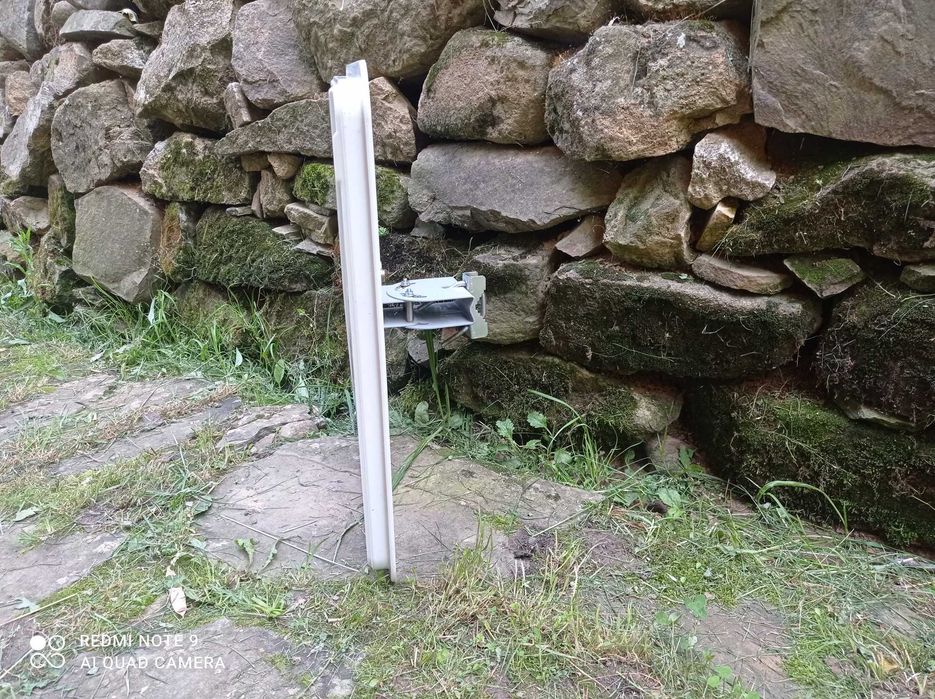 14dbi панелна хелиум антена 880MHz Helium