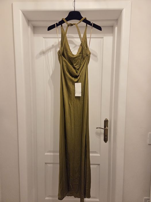 Rochie eleganta de saten Zara cu spatele gol