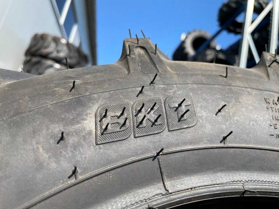 Cauciucuri noi 5.00-15 cu 6 pliuri de tractiune pentru tractor