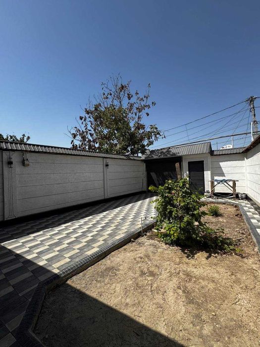 *Дом ул.Маргиланская,4ком 2сотки..Азербаджанский центр По цене квартир