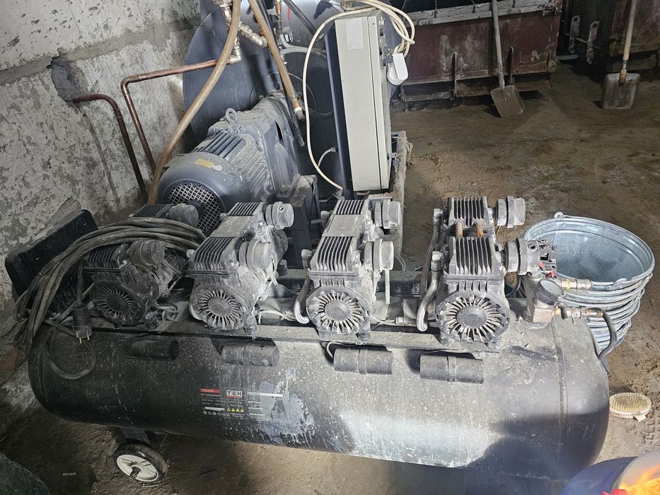 Компрессор  тэн ресивер 200 литров